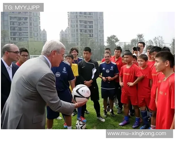 广州恒大文化在实况足球中的传承与创新探索之旅 广州恒大文化在实况足球中的传承与创新探索之旅